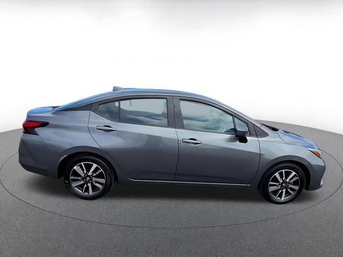 Used 2025 Nissan Versa SV FWD image 15