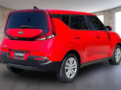 Used 2020 Kia Soul LX FWD image 2