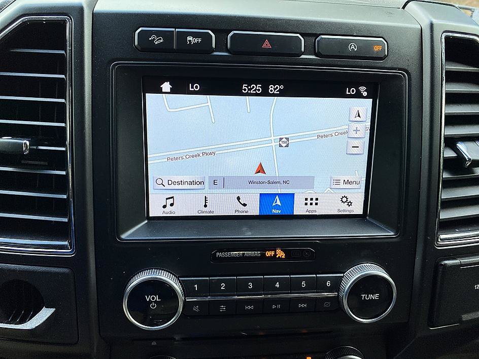 Used 2018 Ford Expedition Limited AWD/4WD image 15