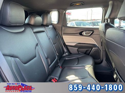 Used 2025 Jeep Compass Limited image 44