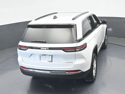 Used 2025 Jeep Grand Cherokee Laredo X RWD image 45