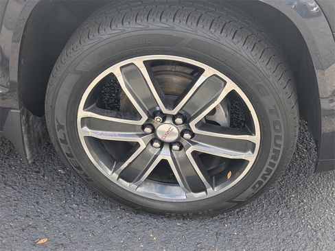 Used 2018 GMC Acadia Denali w/ Technology Package image 14