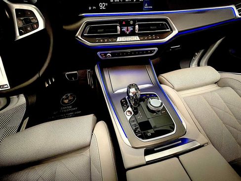 Used 2023 BMW X5 xDrive40i w/ M Sport Package AWD/4WD image 18