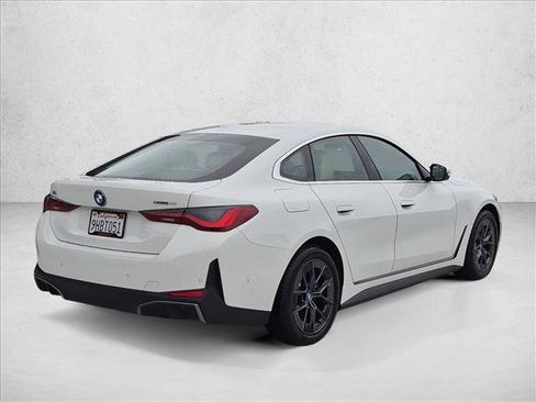 Used 2023 BMW i4 eDrive40 w/ Premium Package RWD image 5