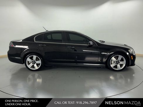 Used 2009 Pontiac G8 GT w/ Premium Package RWD image 5