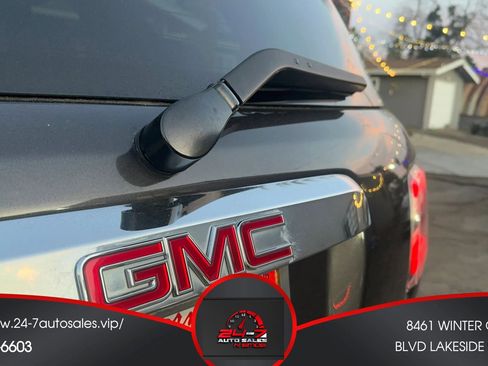 Used 2014 GMC Acadia Denali FWD image 27