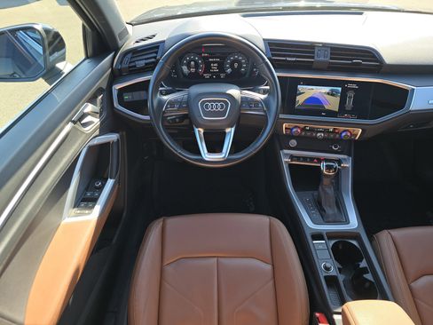 Used 2020 Audi Q3 2.0T Premium image 20