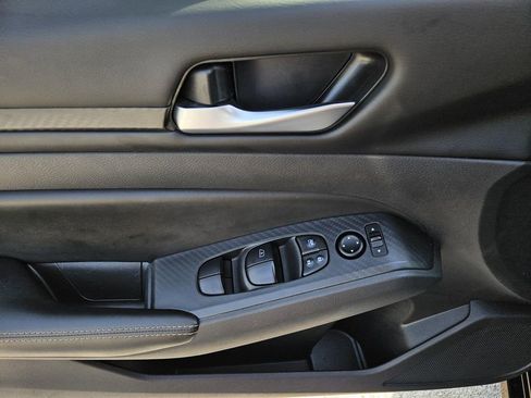 Certified 2024 Nissan Altima 2.5 SV image 14