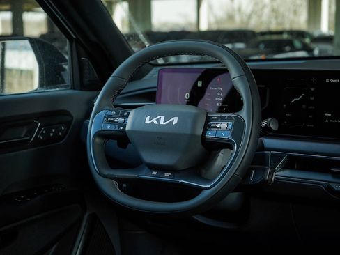 New 2026 Kia EV9 GT-Line AWD/4WD image 17