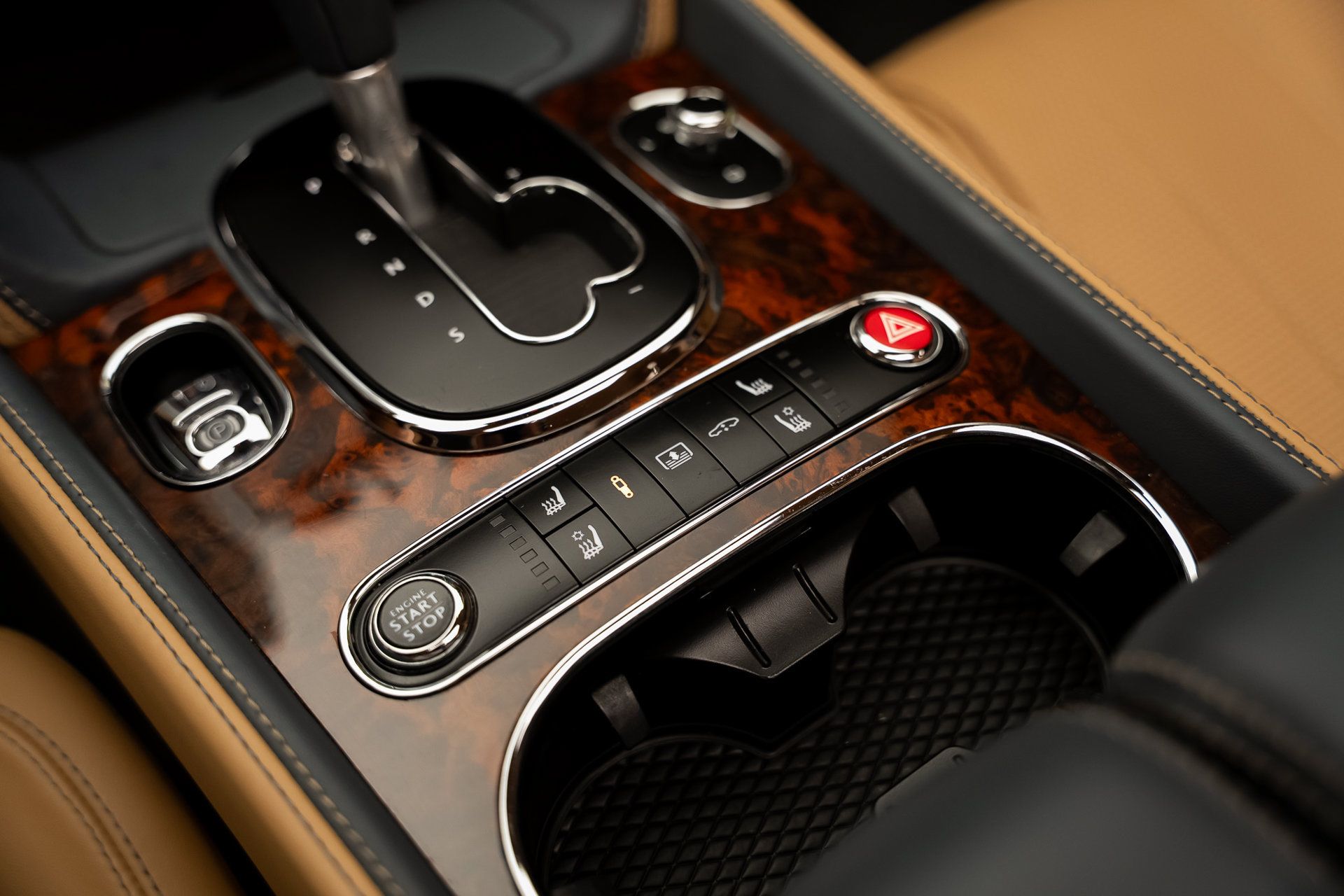 Used 2016 Bentley Flying Spur V8 AWD/4WD image 53