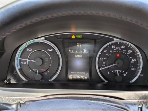Used 2016 Toyota Camry SE FWD image 24