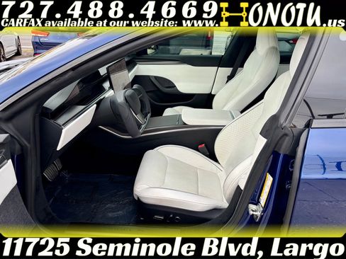 Used 2021 Tesla Model S Plaid image 11