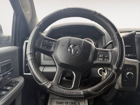 Used 2016 RAM 2500 SLT image 8