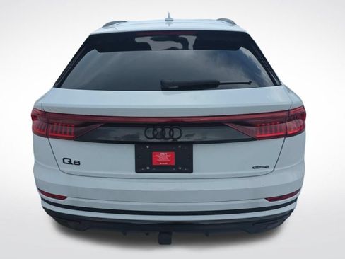 Used 2023 Audi Q8 Premium Plus w/ Premium Plus Package AWD/4WD image 3