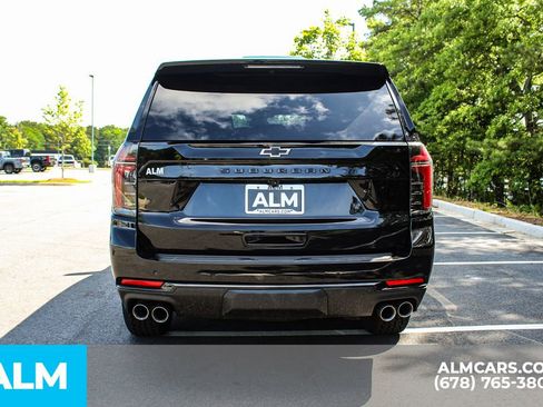 Used 2025 Chevrolet Suburban Z71 AWD/4WD image 11