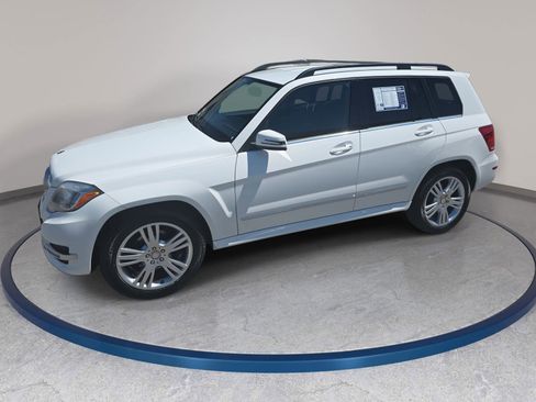 Used 2013 Mercedes-Benz GLK 350 4MATIC image 1
