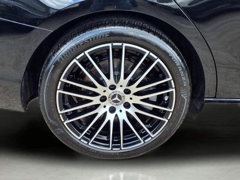 Used 2023 Mercedes-Benz C 300 Sedan image 9
