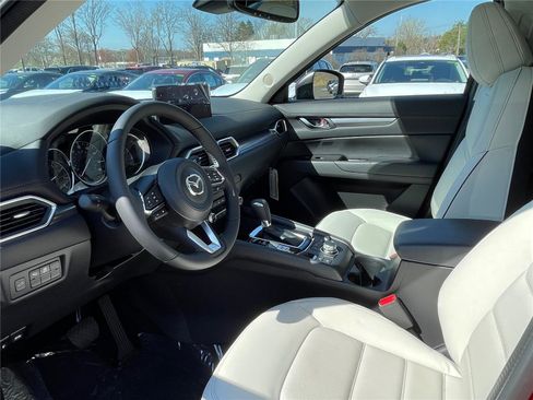 New 2025 MAZDA CX-5 AWD 2.5 S w/ Preferred Package image 23