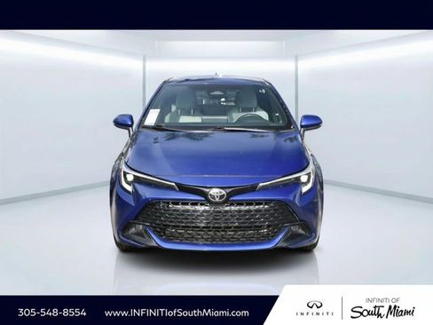Used 2023 Toyota Corolla SE FWD image 2