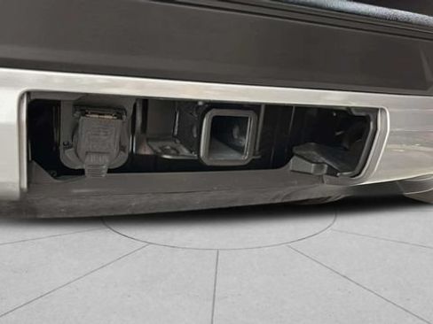 Used 2025 GMC Acadia Elevation FWD image 27