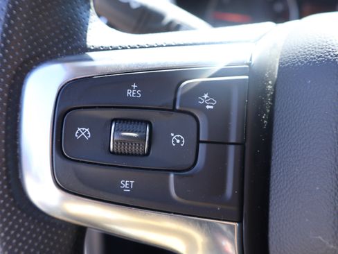 Used 2025 Chevrolet Blazer LT AWD/4WD image 30