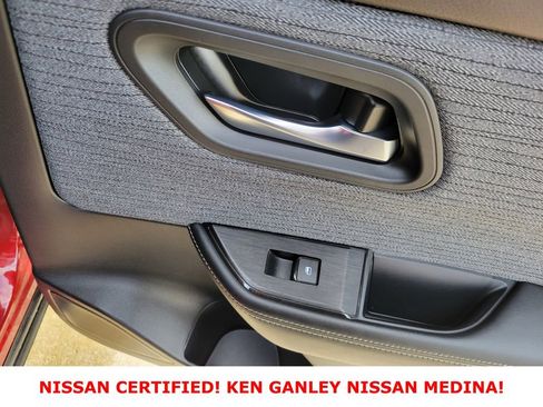 Certified 2023 Nissan Rogue SV image 47
