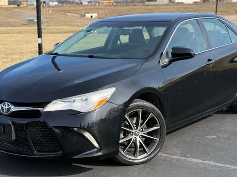 Used 2016 Toyota Camry XSE w/ Moonroof Package image 1