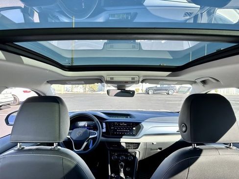 New 2024 Volkswagen Taos SE image 13