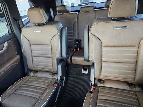 New 2026 GMC Acadia Denali Ultimate image 16