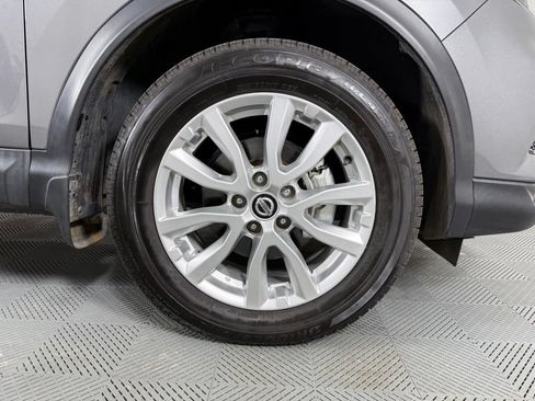 Used 2021 Nissan Rogue Sport SV FWD image 14