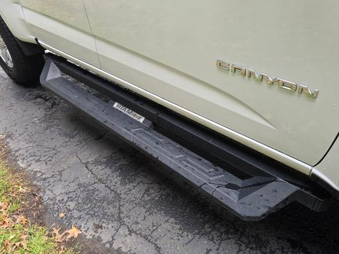 Used 2020 GMC Canyon 2WD Crew Cab image 12