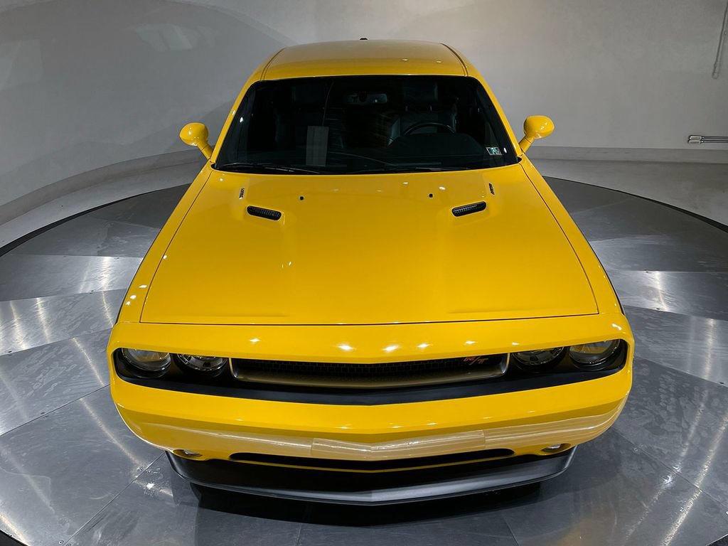 Used 2012 Dodge Challenger R/T RWD image 7