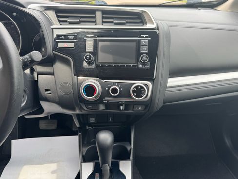 Used 2020 Honda Fit LX image 10