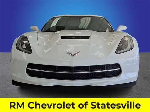Used 2016 Chevrolet Corvette Stingray Coupe image 2