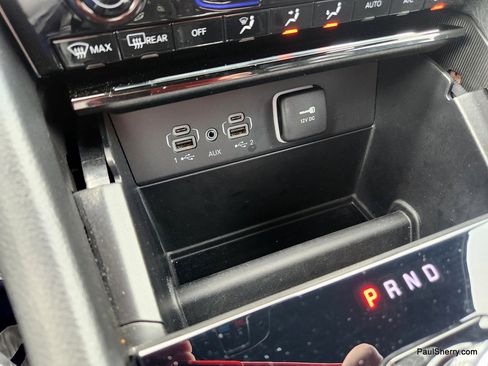 Used 2025 Jeep Grand Cherokee L Laredo w/ Trailer Tow Package image 41