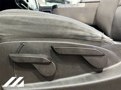 Used 2019 Chevrolet Silverado 1500 LT image 20