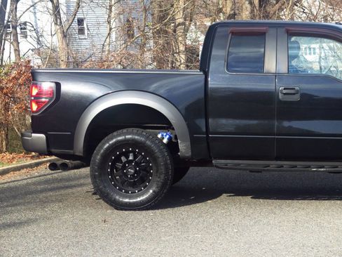 Used 2010 Ford F150 Raptor image 25