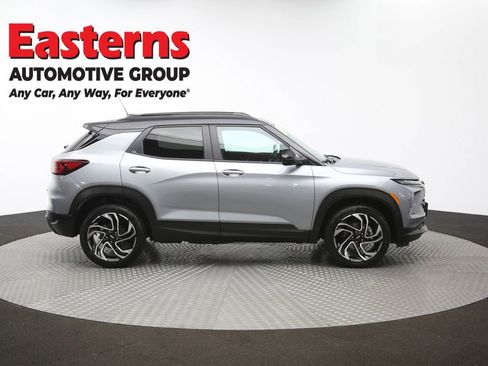 Used 2024 Chevrolet TrailBlazer RS w/ Driver Confidence Package AWD/4WD image 44
