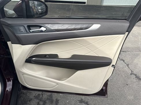 Used 2019 Lincoln MKC Reserve w/ MKC Climate Package image 52
