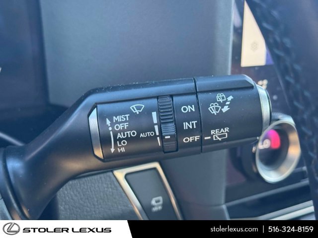 Used 2024 Lexus GX 550 w/ Accessory Package (2T) AWD/4WD image 29