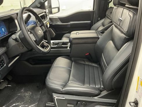 New 2026 Ford F250 Platinum AWD/4WD image 15