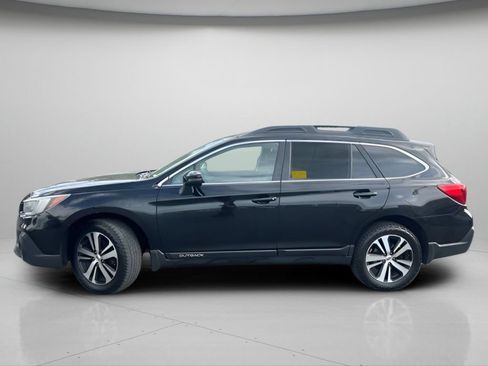 Used 2018 Subaru Outback 2.5i Limited AWD/4WD image 13