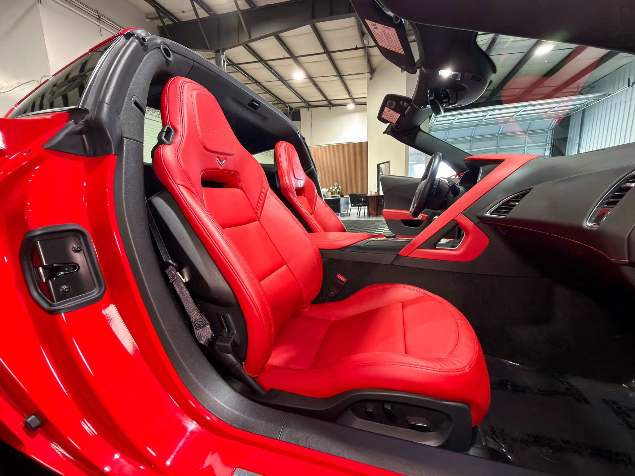 Used 2016 Chevrolet Corvette Z06 w/ 2LZ Preferred Equipment Group RWD image 16