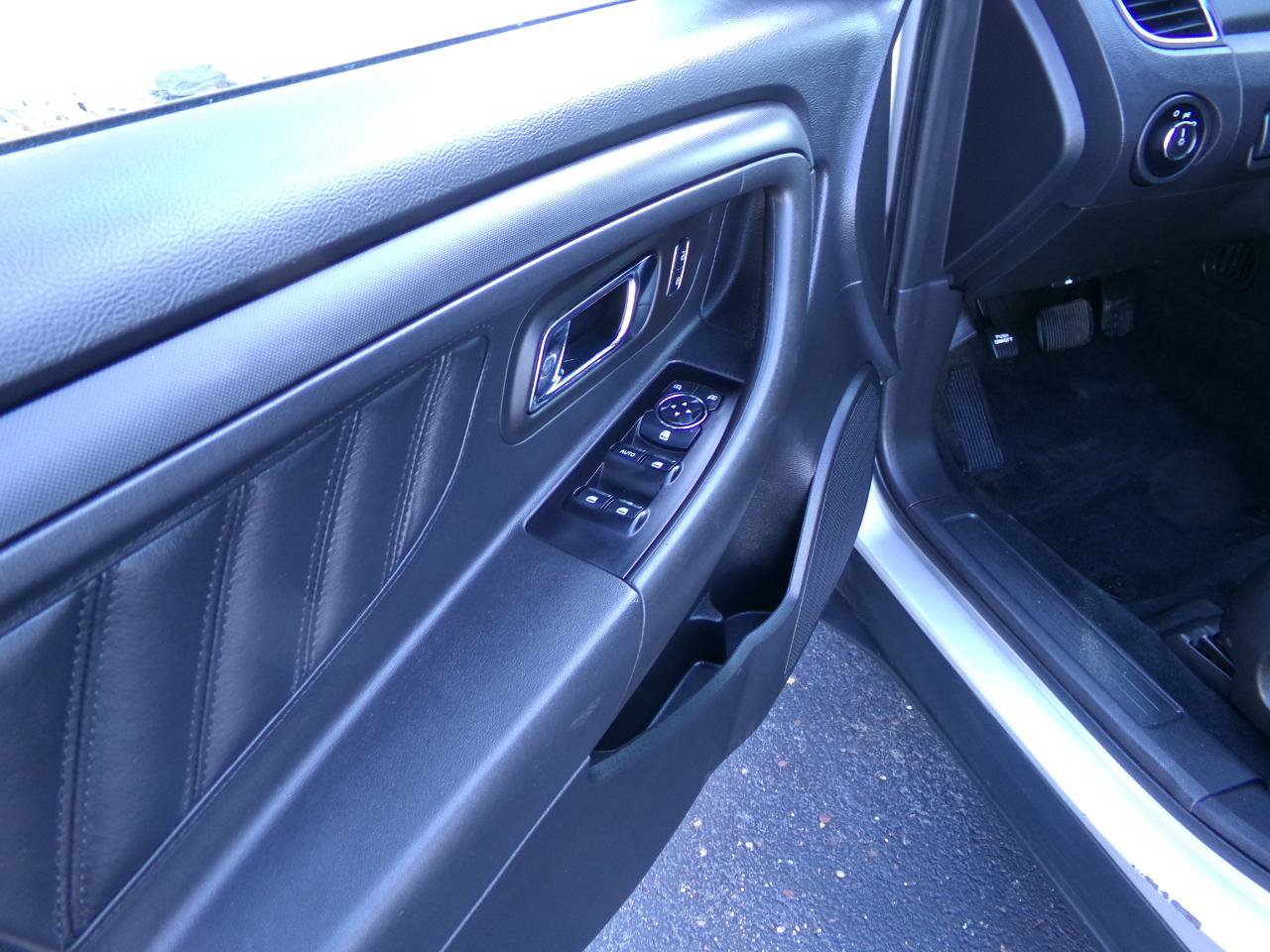 Used 2017 Ford Taurus Police Interceptor AWD image 20