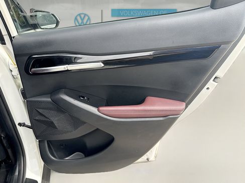 Used 2023 Kia Seltos SX image 31