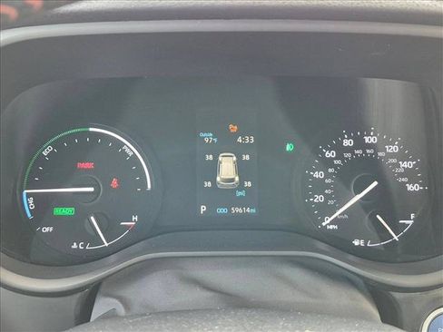 Used 2022 Toyota Sienna XSE FWD image 10