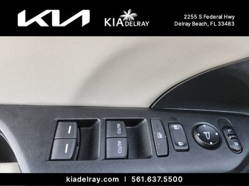 Used 2019 Honda Insight Touring image 16