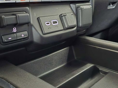 Used 2021 Chevrolet Silverado 1500 LT Trail Boss w/ Convenience Package II image 30