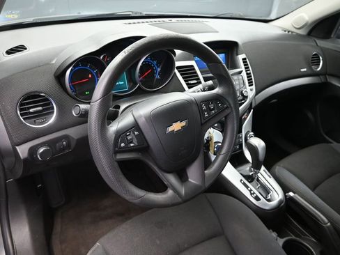 Used 2016 Chevrolet Cruze LT FWD image 19