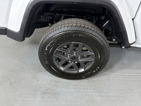 New 2026 Jeep Gladiator Sport AWD/4WD image 11